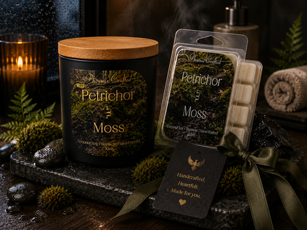 Petrichor & Moss candle and matching wax melts arranged together as a coordinated Phoenix Crafted gift set.