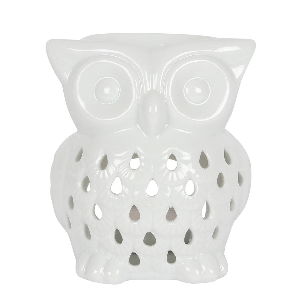 Charming white owl oil burner with a deep bowl, ideal for creating a fragrant ambiance in your home.